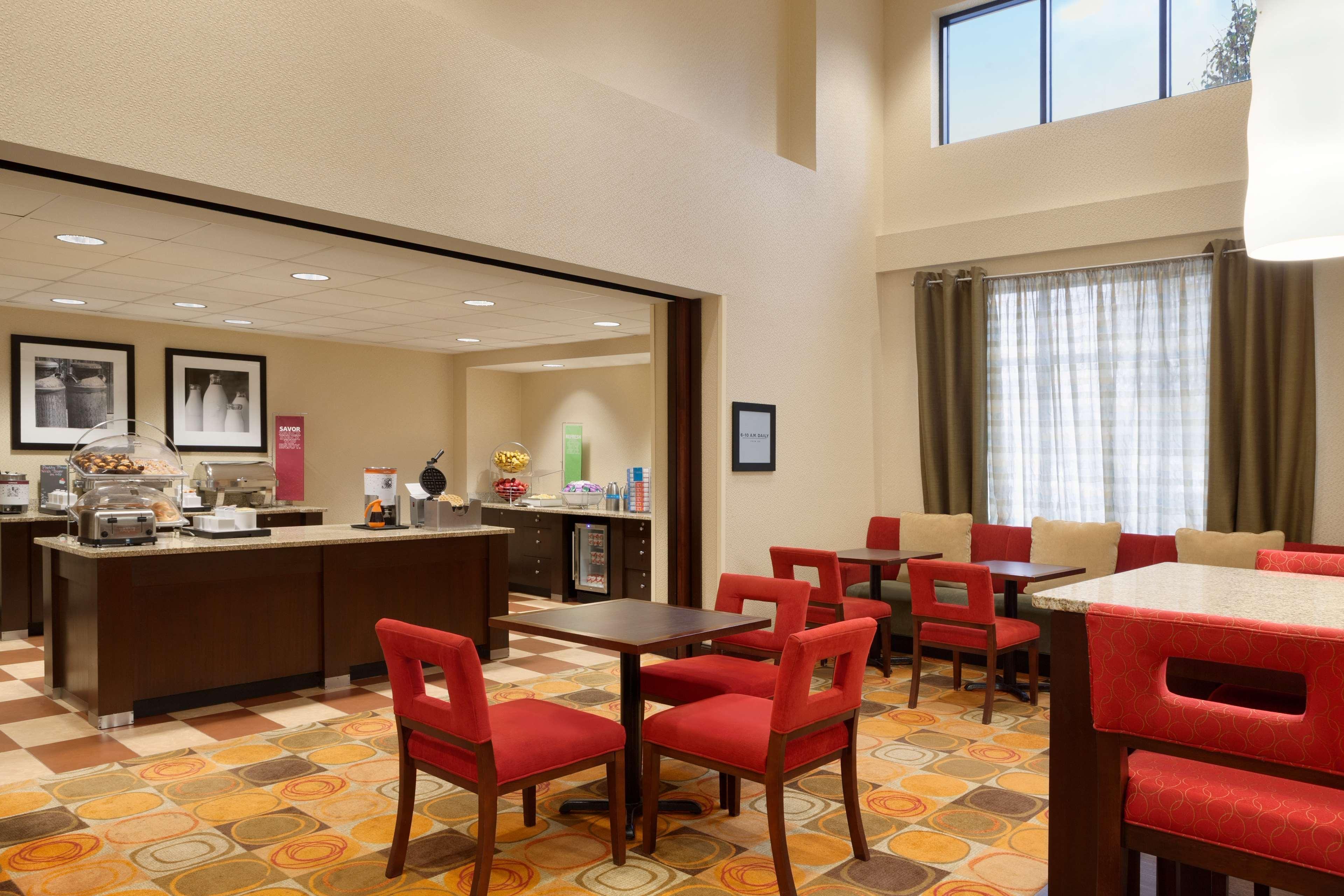 Hampton Inn & Suites East Hartford Ngoại thất bức ảnh