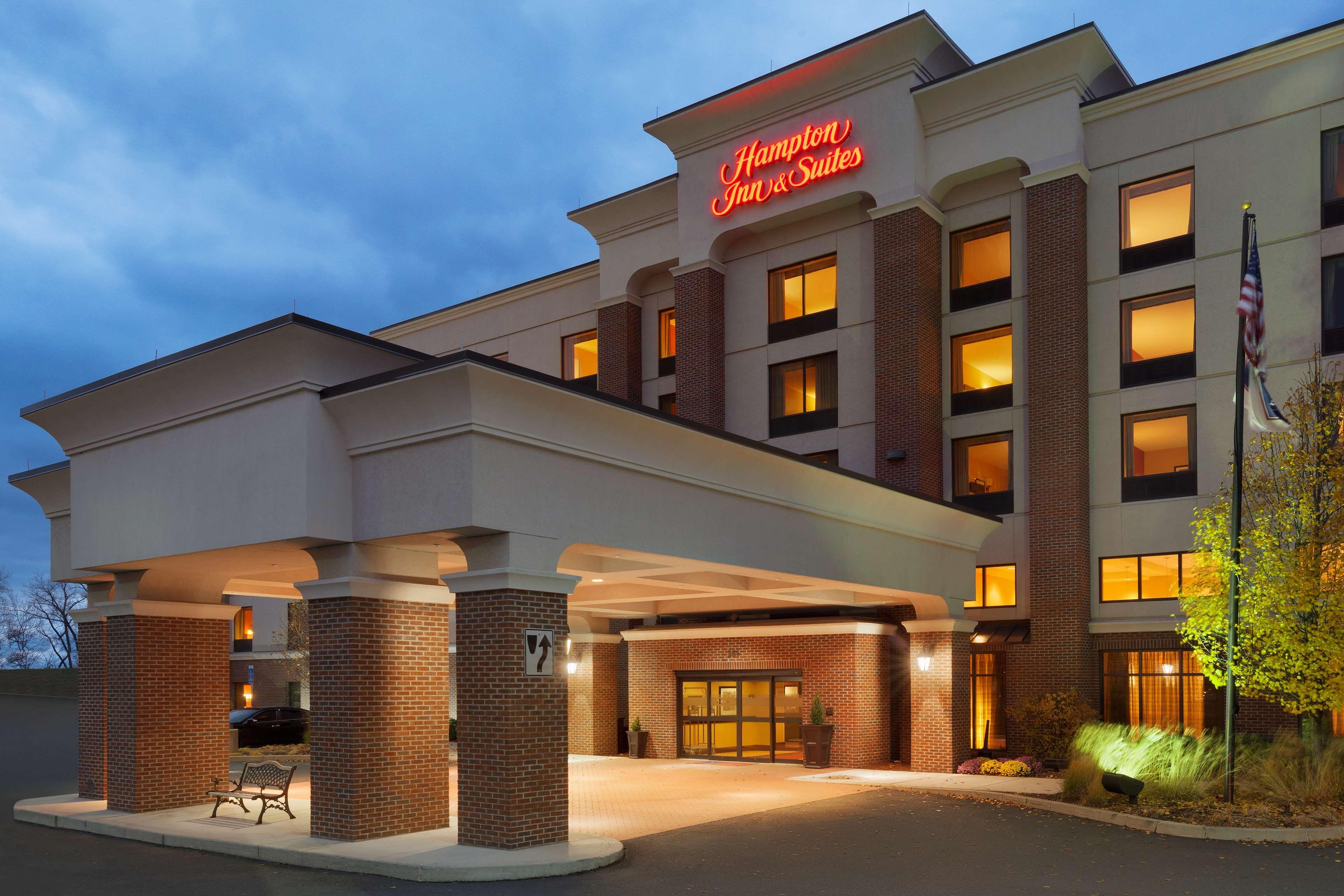 Hampton Inn & Suites East Hartford Ngoại thất bức ảnh