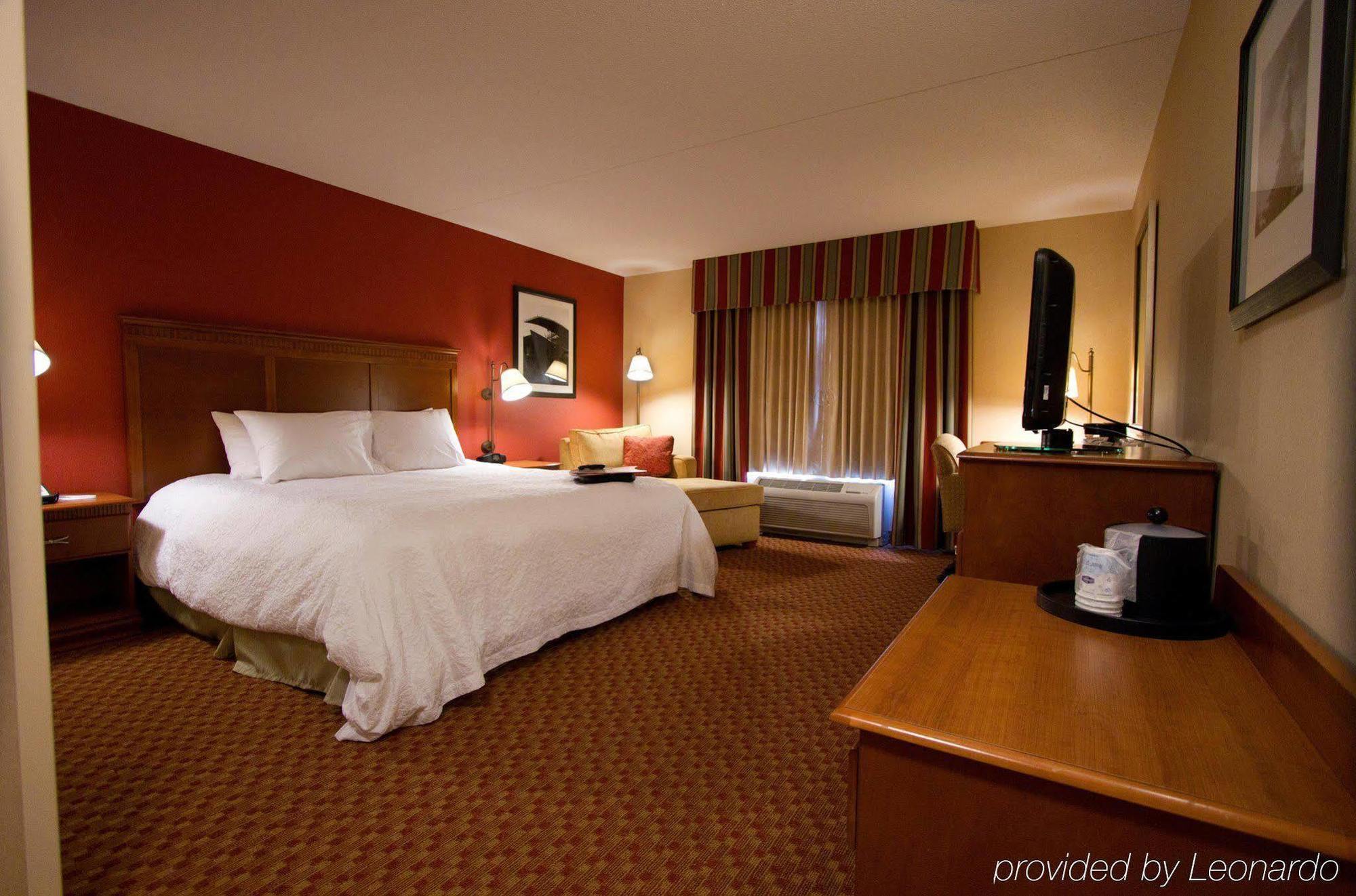 Hampton Inn & Suites East Hartford Ngoại thất bức ảnh